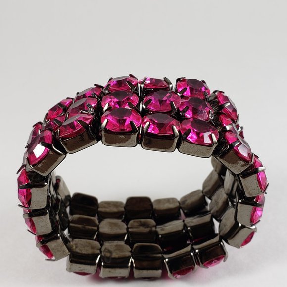 Triple strands Bracelet Red Crystal Jewelry, Black - Picture 3 of 3